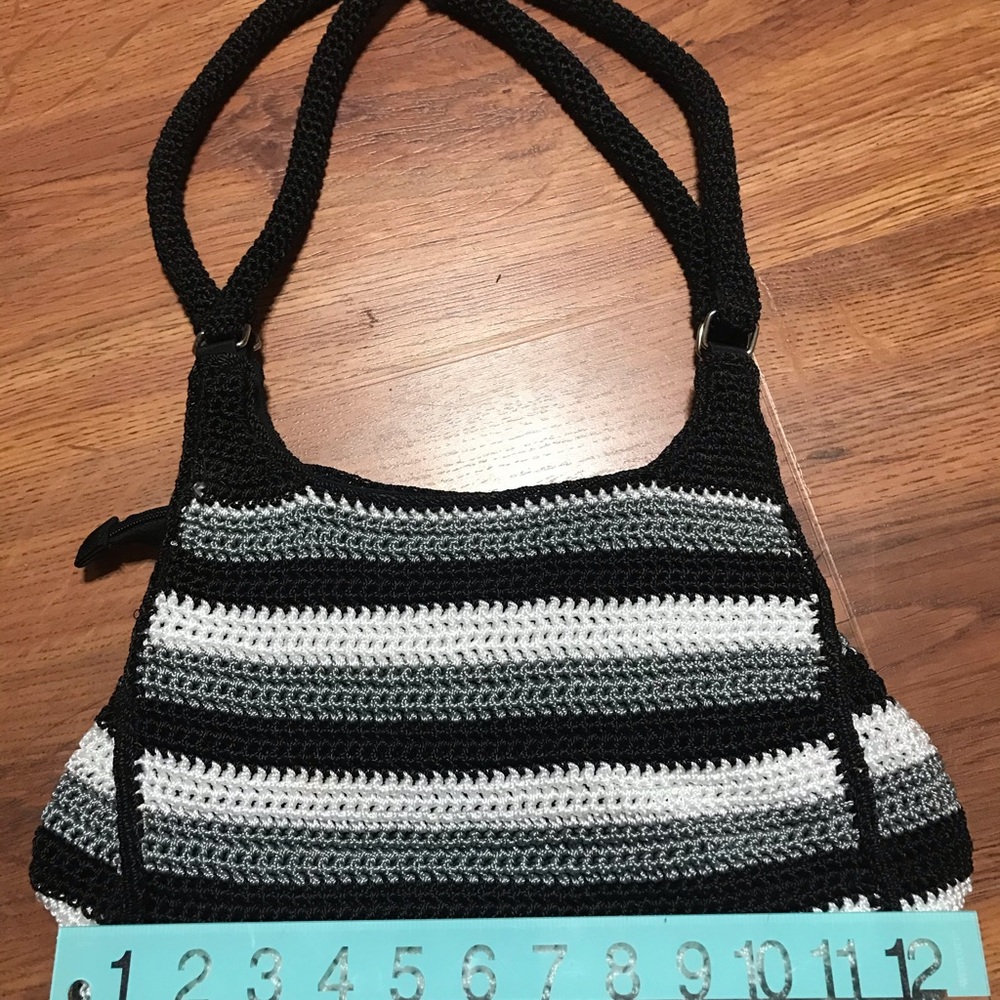 Handbag - Picture 2 of 4